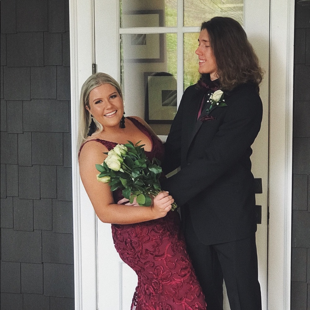 Maroon prom dress